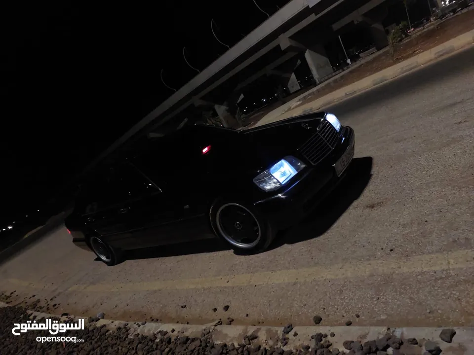 مرسيدس شبح 320