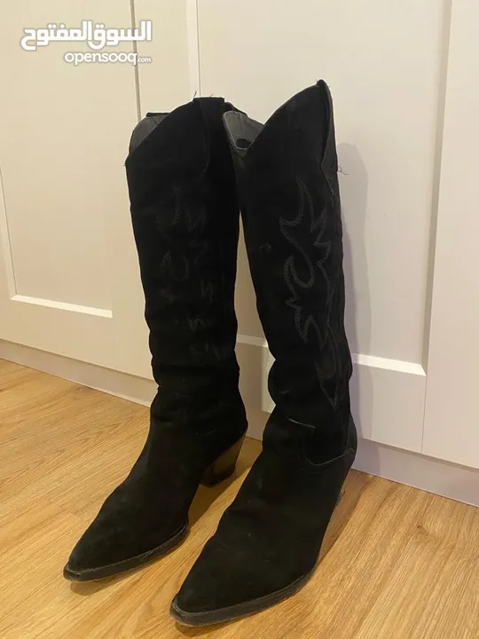 Cowboy boots black