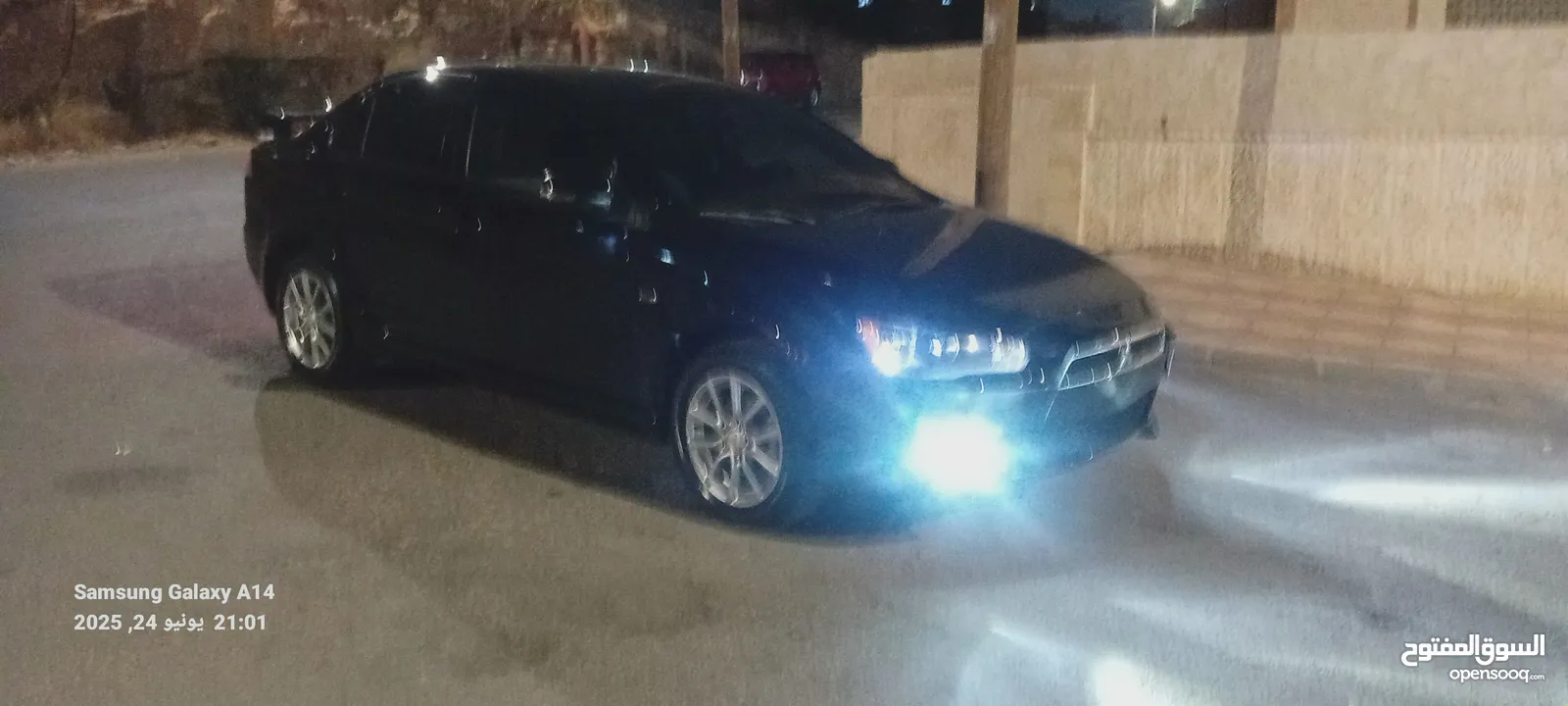 متسوبيشي لانسر فراشة موديل 2015 فحص مرفق مع الصور بحالة الوكاااااالة  ماشية 49 الف km  أصلي