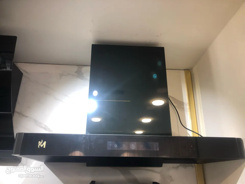 شفاط مطبخ تصميم أنيق وحصري نوع MS قوة شفط عالية إضاءة LED فلاتر سهلة الفك حرق سعر 99د فقط لفترة