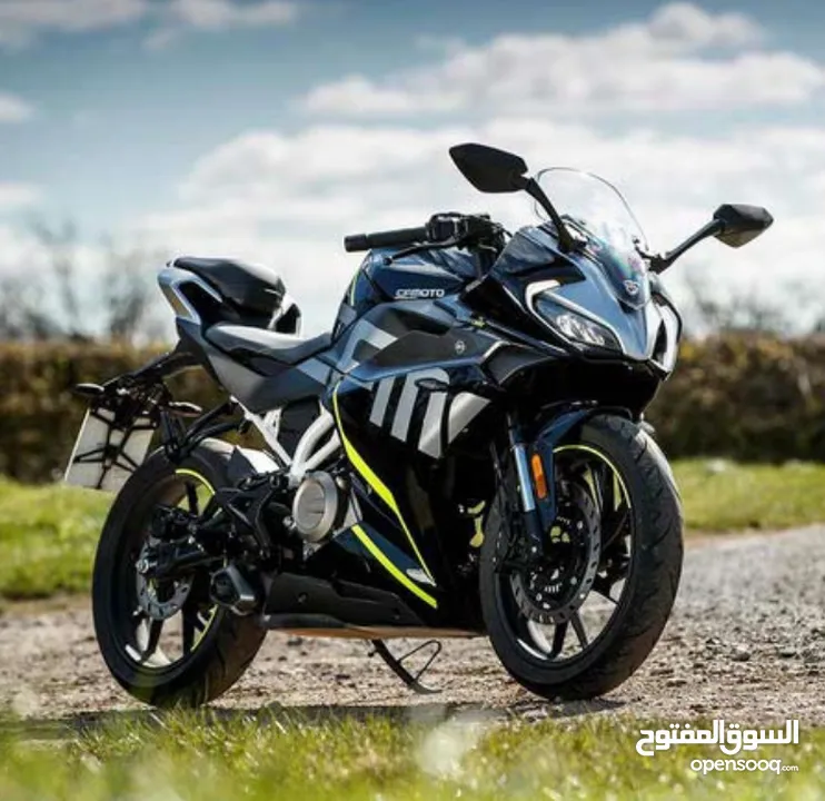 CFMOTO 250 sr بحالة الوكالة