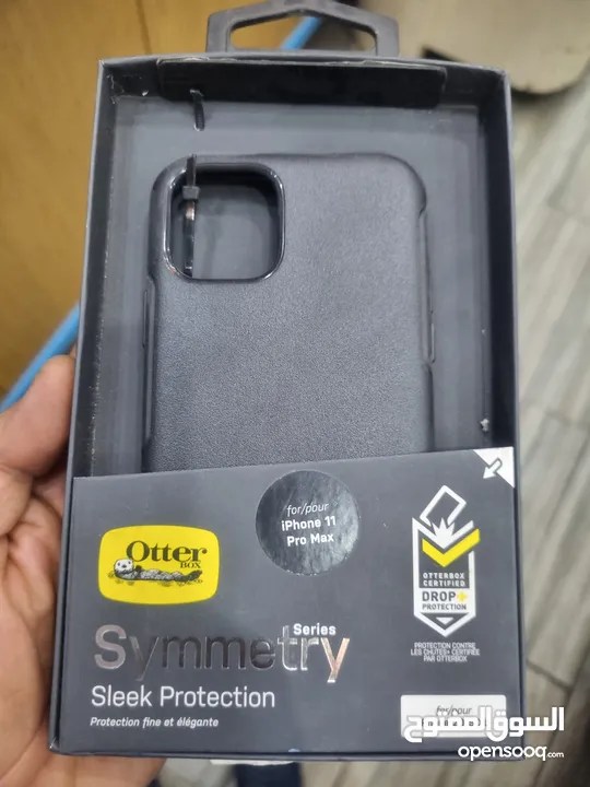 كفرات تليفونات اصليه UAG و TECH و OTTER BOX