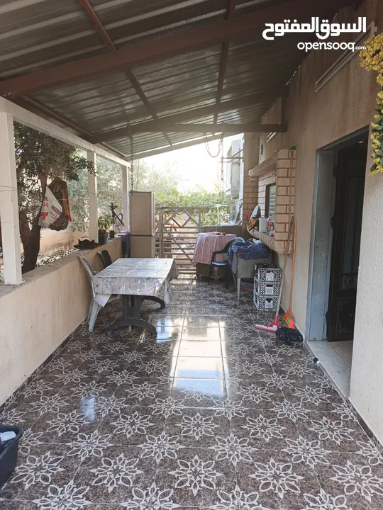 بيت طابق اول مدخل مستقل