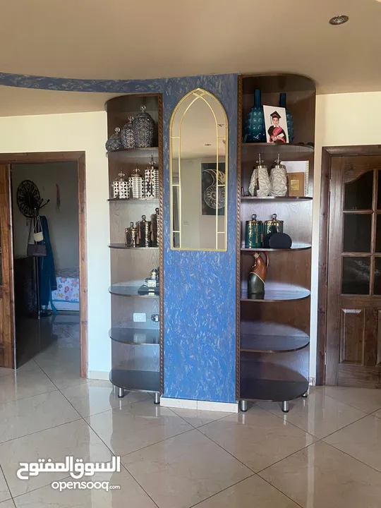 شقة مميزة بإطلالة رائعة سوبر ديلوكس على الشارع الرئيسي. منطقة خلة قيس قريبة جدا على بيت جالا ...