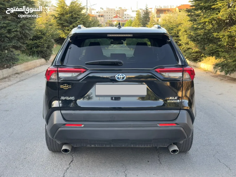 TOYOTA RAV4 HYBRID 2021 XLE