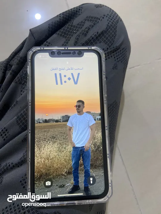 للبيع آيفون XR التلفون وكاله كلشي اصلي ذاكره 64 جيجا