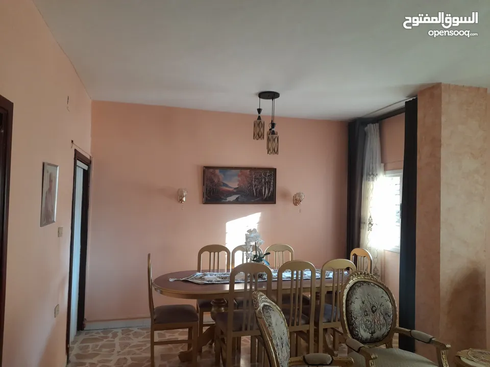 شقة طابق ارضي 150 متر للبيع