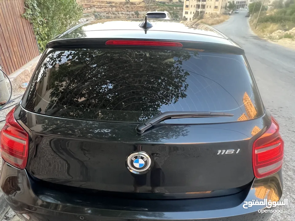 سيارة بي ام دبليو المانية من طراز BMW116i موديل 2016