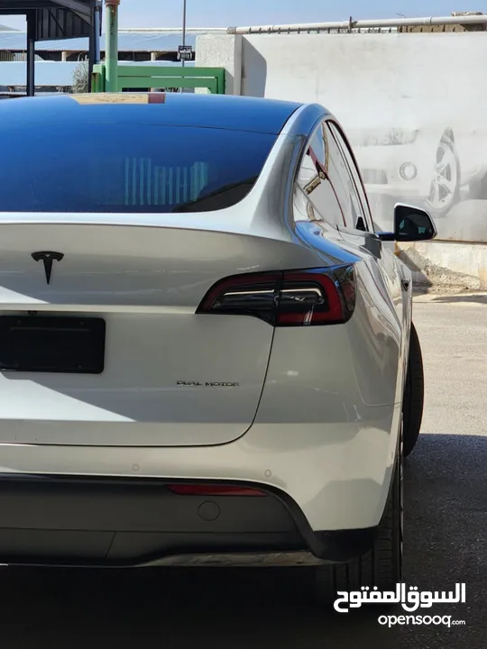 TESLA MODEL Y 2022 LONG RANGE   DUAL MOTOR  فحص اوتوسكور B+ بحاله الوكالة