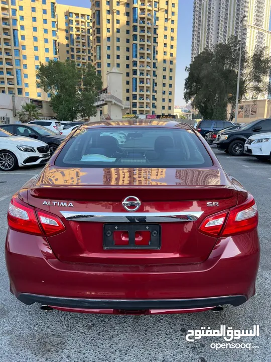 Nissan Altima SR