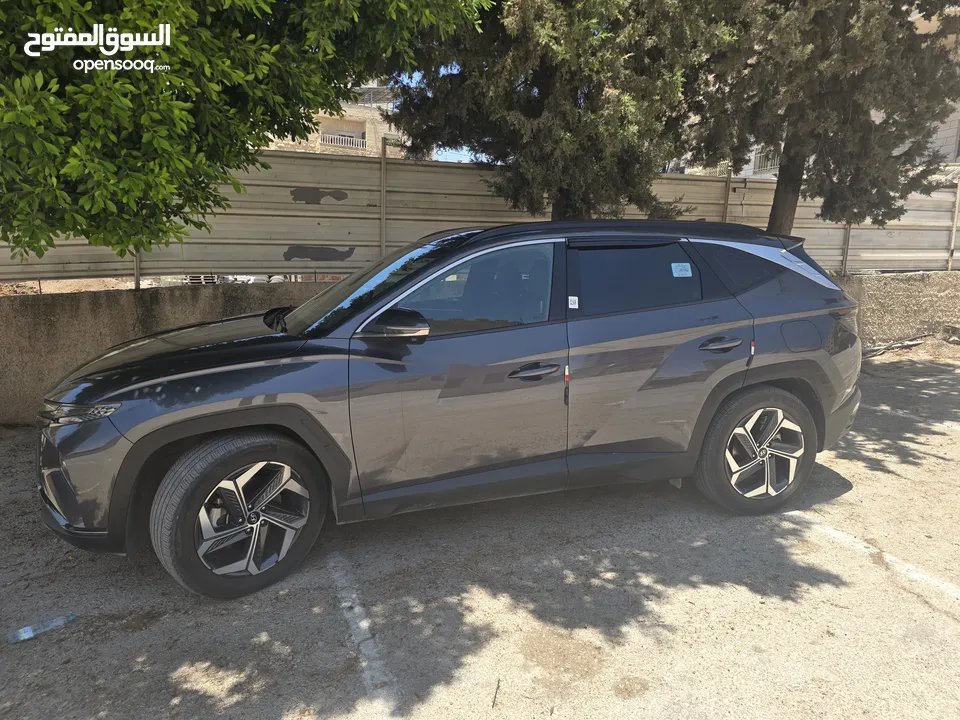 للبيع جيب توسان 2021 بنزين دفع رباعي الدفع نقدا فقط