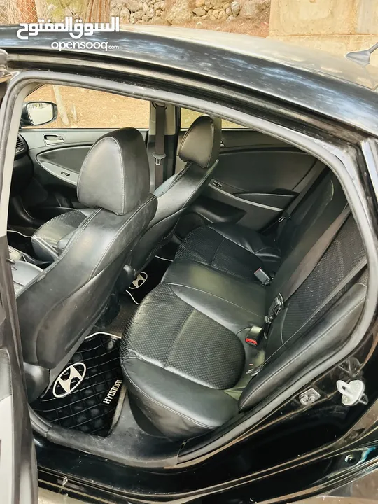 هونداي اكسنت 1400 بنزين 6 غيار  فحص نخب نخب ولا غرام بوية قطعة واحدة فقط  امكانية البيع دفعة وشيكات