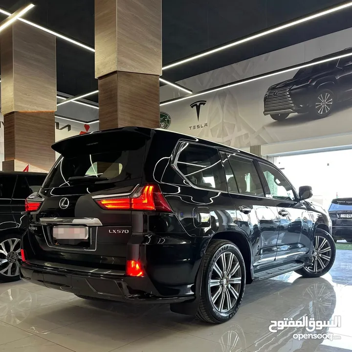 Lexus LX570 2019