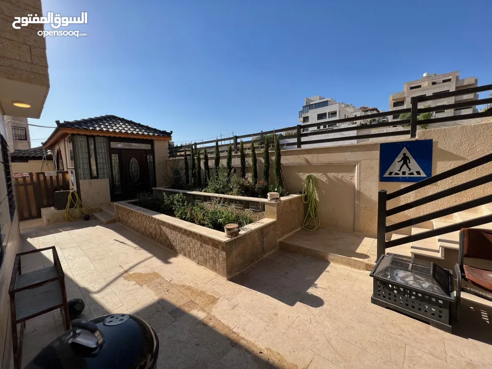 2 APARTMENTS 175M EACH WITH 450 M OUTSIDE IN DABOUQ.