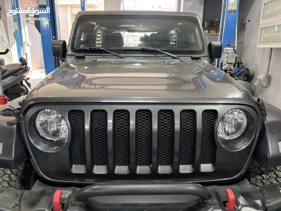 اضوية جيب رانجلر سبورت بحالة ممتازة