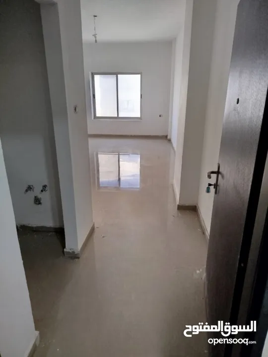 مكتب مميز للبيع في رام الله - المنارة - وسط البلد