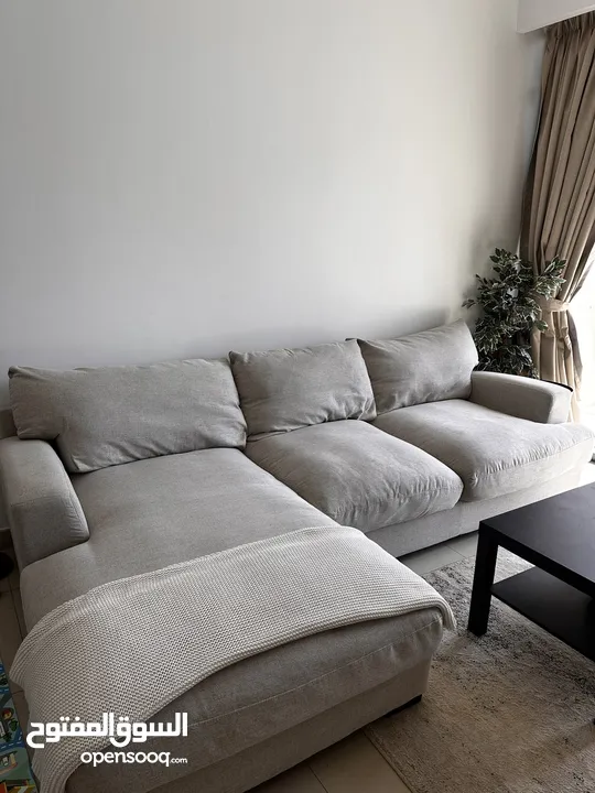 L-shaped sofa facing right
