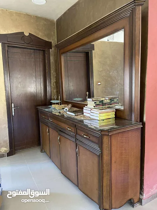 فضية و درسوا للبيع بسعر طري  بحاله جيده جدا