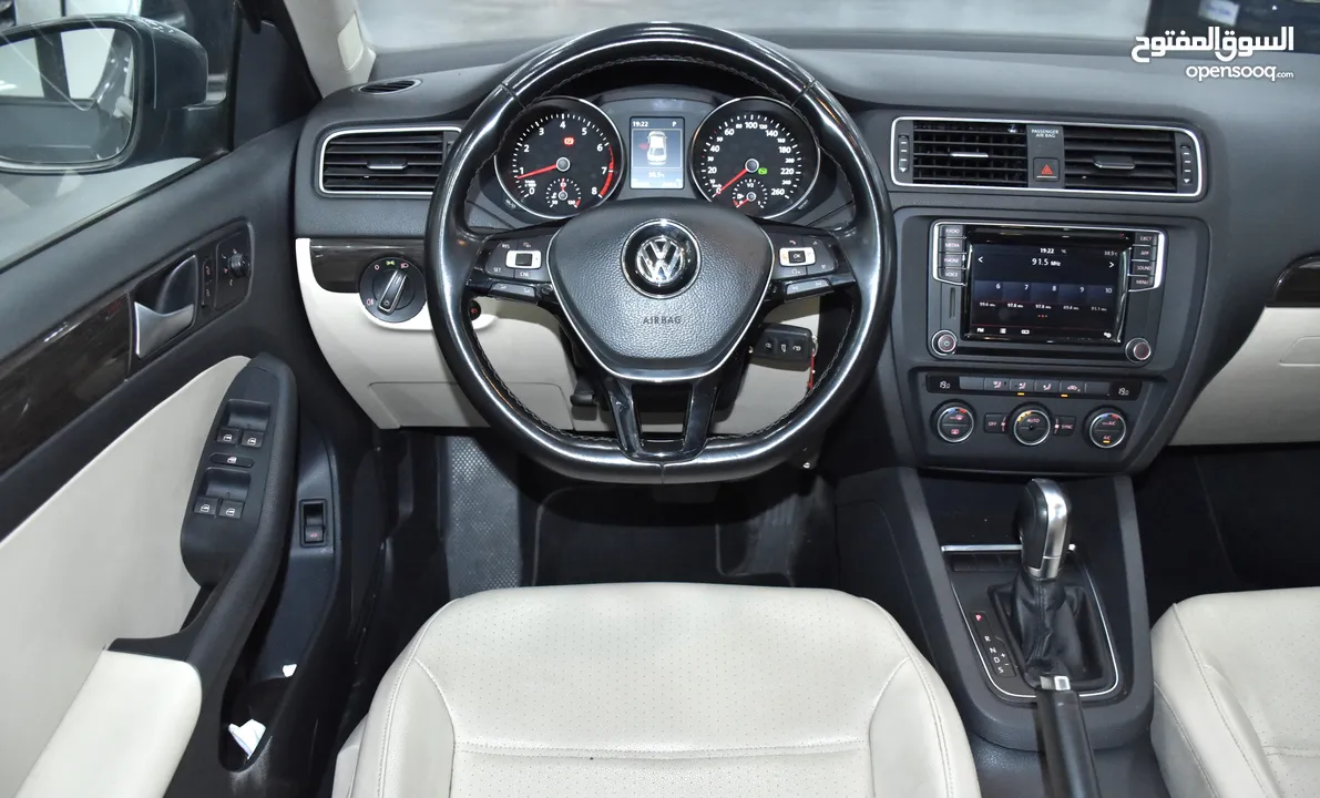 Volkswagen Jetta ( 2018 Model ) in Grey Color GCC Specs