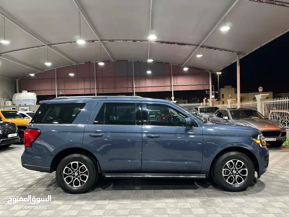 Ford Expedition XLT V6