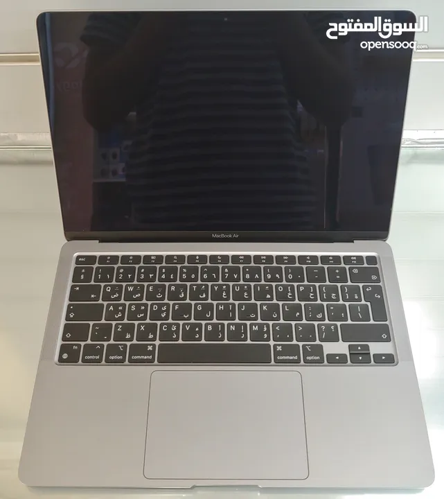 MacBook Air 2020 M1 Space Gray 8GB Ram 256GB SSD لابتوب ابل لون رمادي مكفول