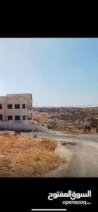 ارض سكنية على شارعين وباطلالة مميزة للبيع شفابدران عيون الذيب  700 م قرب مسجد صرفند من المالك مباشرة