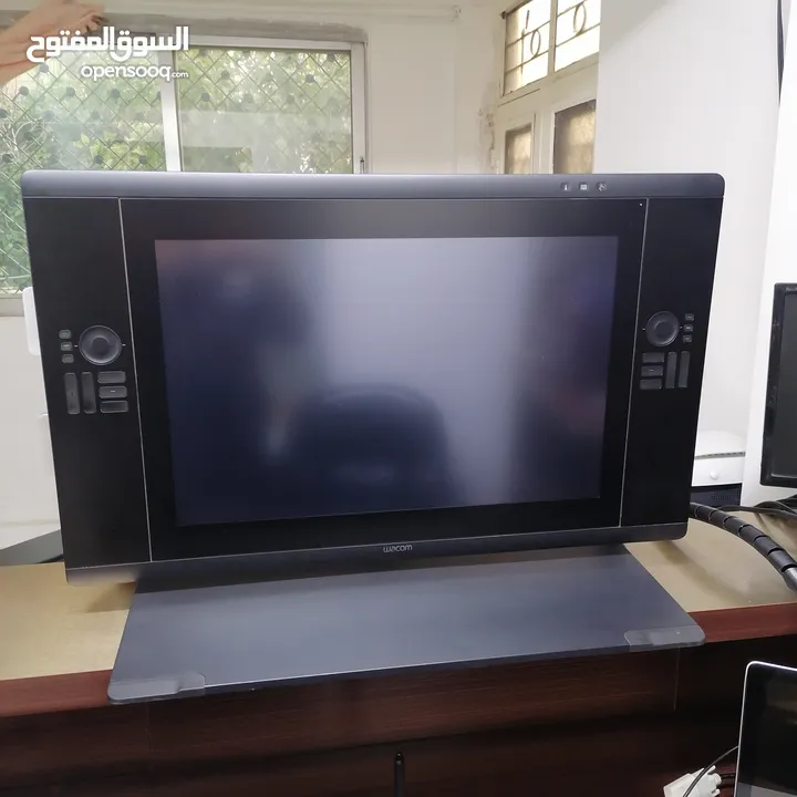 شاشة واكوم تج Wacom touch 24