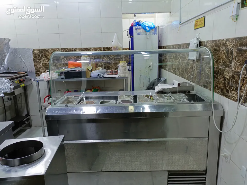 مطعم حمص فلافل وسناكات للبيع