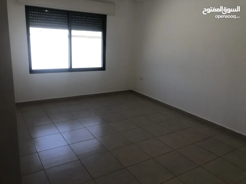 شقة غير مفروشة للإيجار 160م2 ( Property 16122 ) سنوي فقط