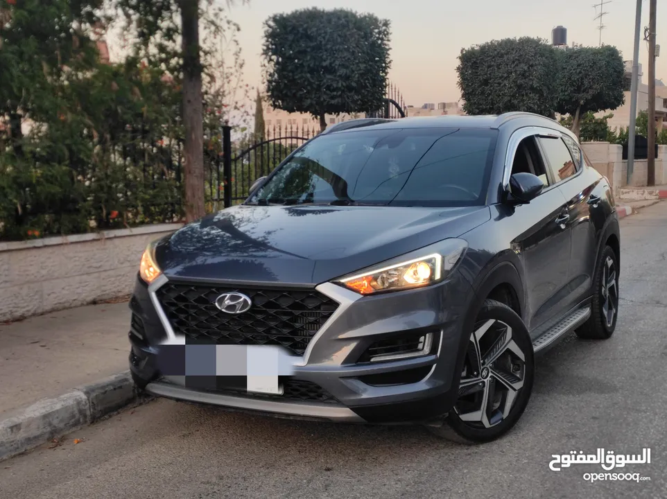 هونداي توسان فل اضافات ما عدا الفتحة  للبيع بسعر مغري ع الكاش فحص نخب رخصة وتأمين طويل