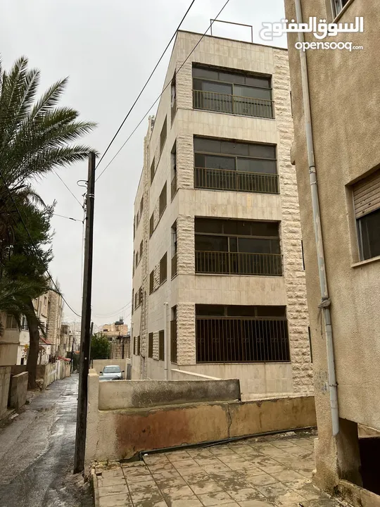 شقق سكنية او استثمارية جديدة لم تسكن للبيع في صويلح  120متر مع مطبخ امريكي راكب  من المالك مباشرة.