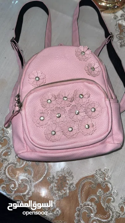 حقيبة ظهر زهرية