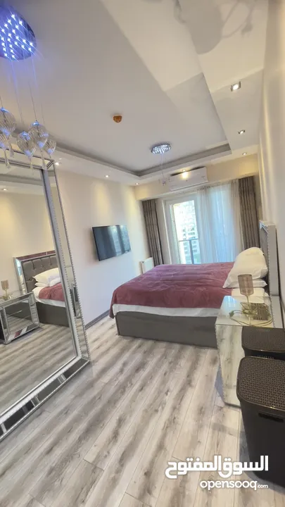 فينازيا ميقا اوتلت شقة فندقية ثلاث غرف وصالة للبيع مع الاثاث بسعر مناسب