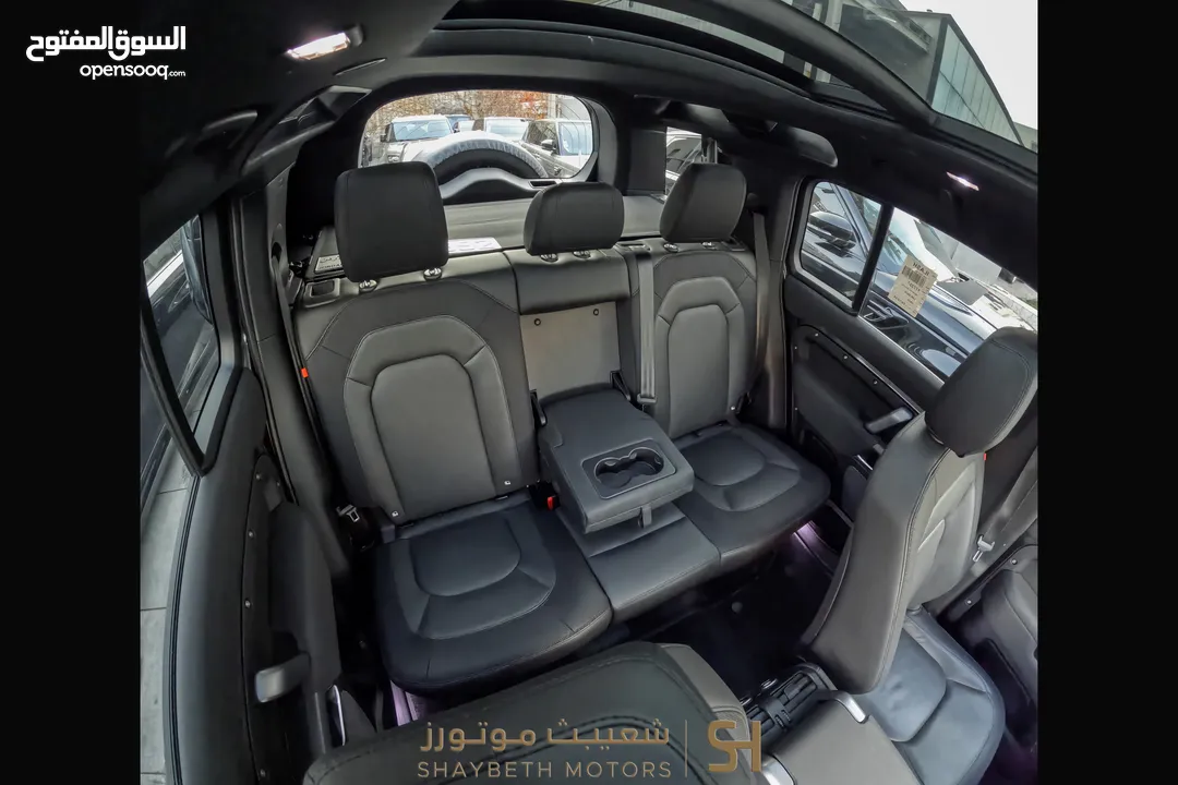 Land Rover Defender 2023 X-dynamic plug in hybrid  Urban package