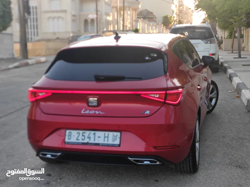 سيات ليون FR فل كامل اضافات ماعدا الفتحة للبيع بسعر حرق ع الكاش فقط90000شيكل نهائى كاش