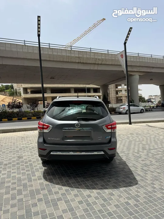 نيسان باثفايندر 2015 nissan  pathfinder  مالك ثاني