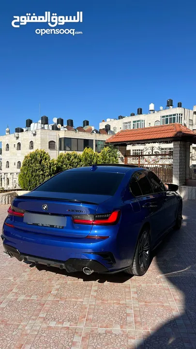 BMW 330e /// M Package