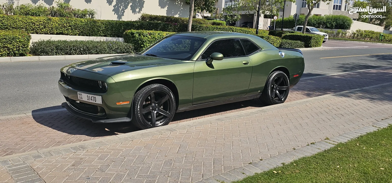 Dodge Challenger 6 Cylinder