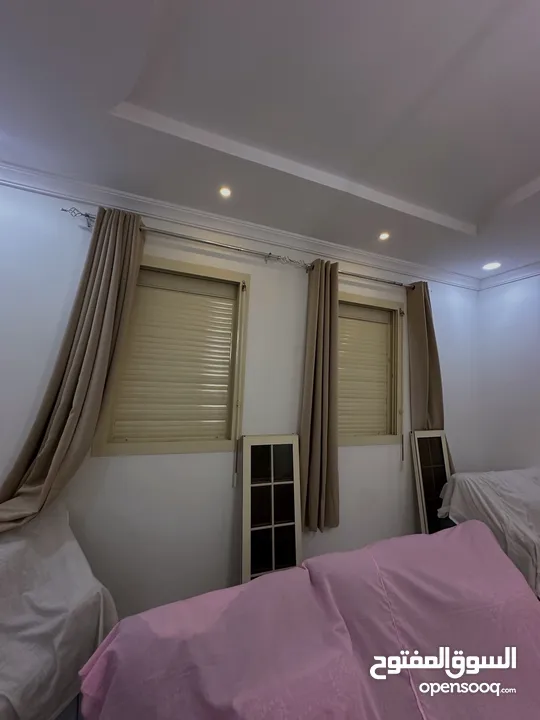Aluminium shutter with electric motor remote control