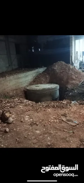 تركيب مناهل وحفر الصرف الصحي