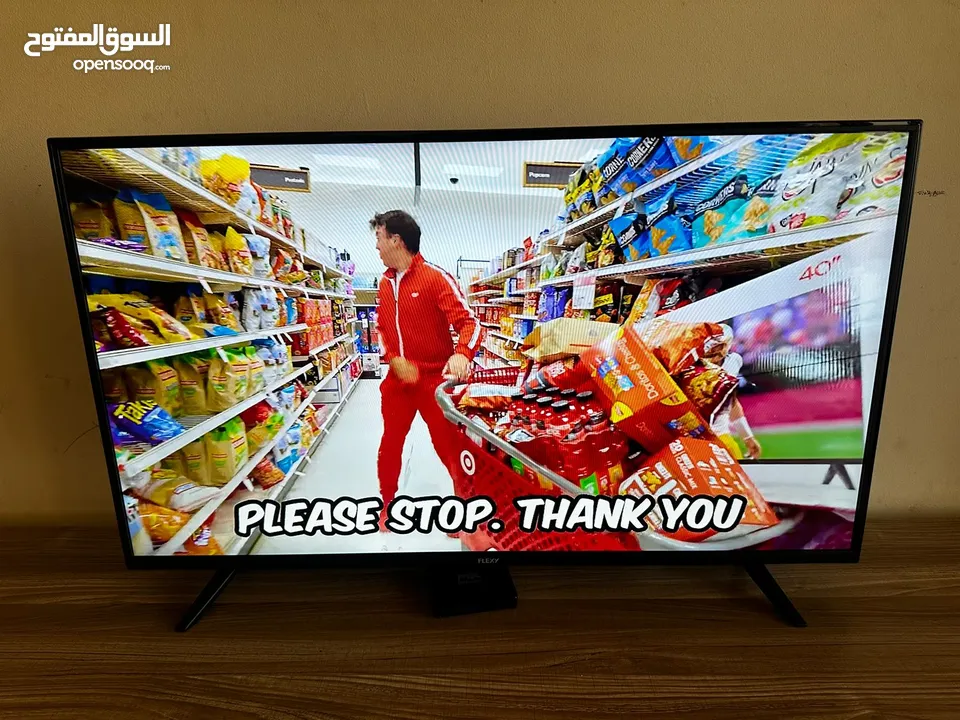 FLEXY 43 INCH, 4K SERIES TV LESS THAN 6 MONTH OLD UNDER WARRANTY, WITH INTERNET BOX