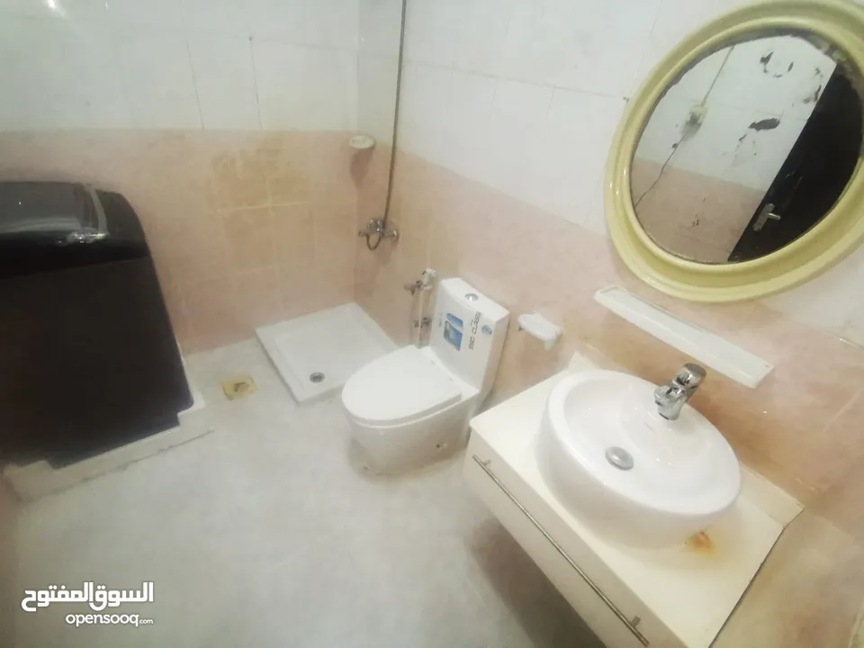 APARTMENT FOR RENT IN HOORA 2BHK FULLY FURNISHED