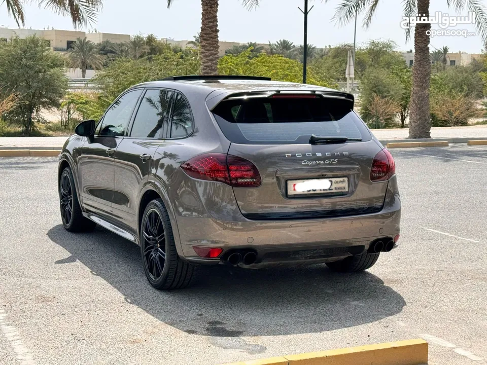 Porsche Cayenne GTS 2014(Brown)