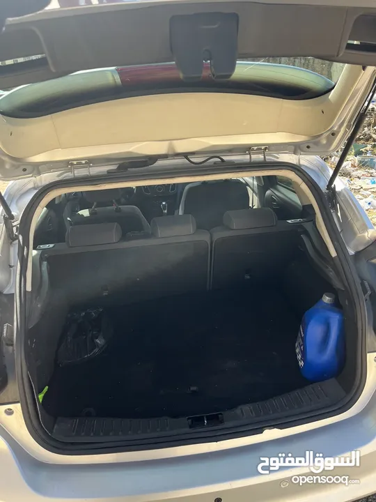 فورد فوكس 2012 35000