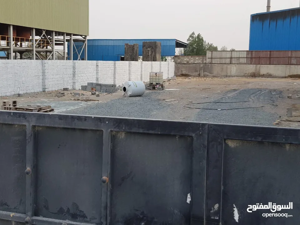 industrial land two storey building in sajaa for rent from the owner مطلوب ارض منحه للبيع كذالك