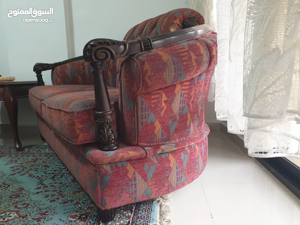كنبة مزدوجة فخمة بحالة الجديده