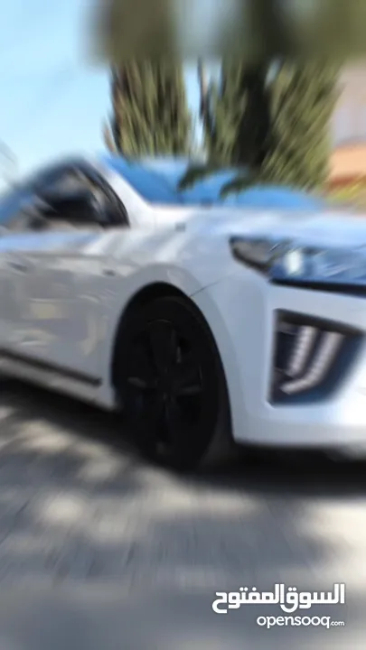 هيونداي أيونيك هايبرد 2018 – IONIQ HYBRID Black Edition