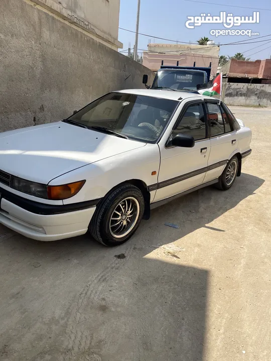 متسوبيشي لانسر 1990 للبيع