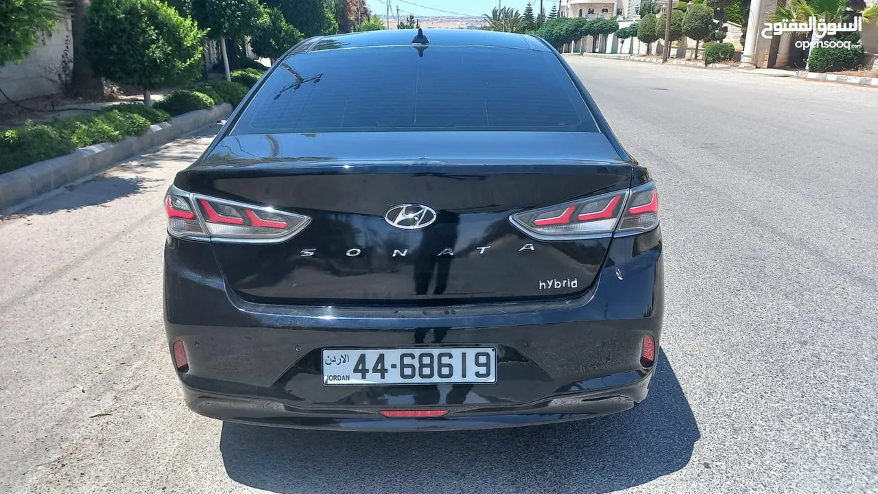 هونداي سوناتا 2018 فحص 3 جيد لون اسود ملوكي فل الفل اعلى فئة بانوراما بسعر مغري قابل للبدل