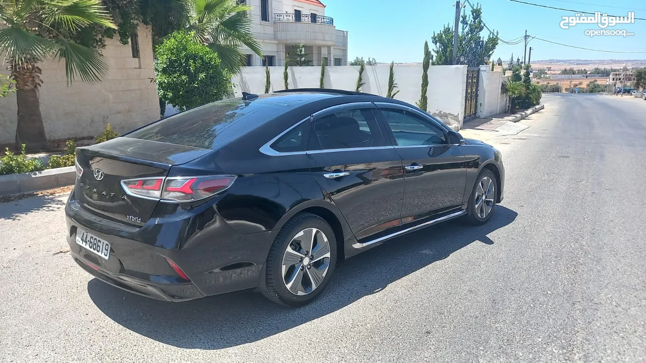 هونداي سوناتا 2018 فحص 3 جيد لون اسود ملوكي فل الفل اعلى فئة بانوراما بسعر مغري قابل للبدل